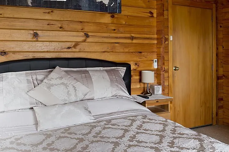 Travellers Retreat B&B Christchurch Bed & Breakfast
